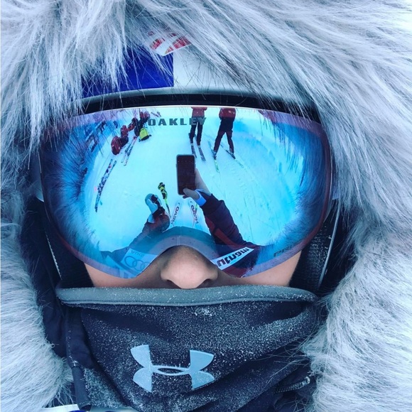 STYLE ME - JADAโ S CLOSET - Picture 13 of 16